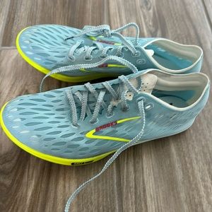 Brooks Middle distance track shoes